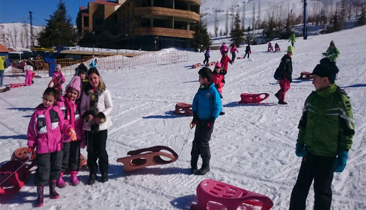 Journée-de-neige-sur-les-pistes-de-Snow-Land2