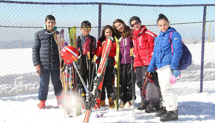 Journée-de-neige-sur-les-pistes-de-Snow-Land4